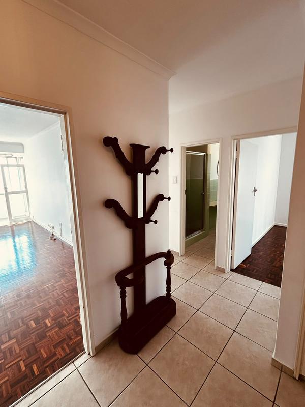 To Let 2 Bedroom Property for Rent in Mouille Point Western Cape